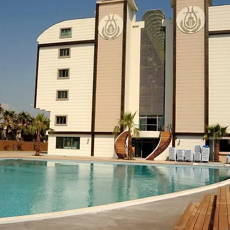 Orfeus Queen Hotel
